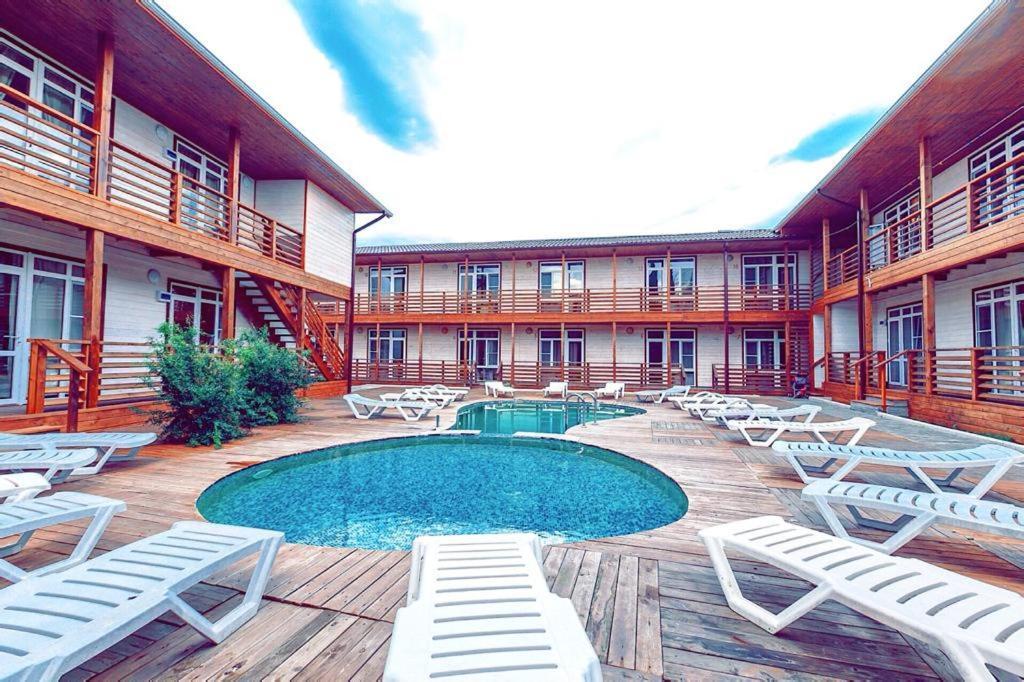 Guest House Amshin Gantiadi Exterior foto